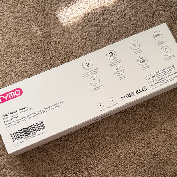 TYMO Ring Plus Ionic Hair Straightening Comb - Black and Red - Picture 2 of 12